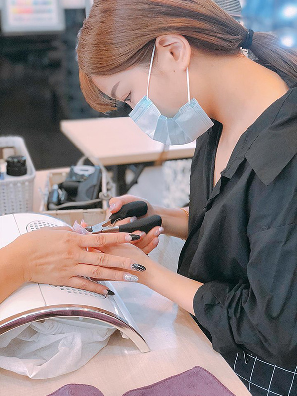 18 best beauty salons in JB worth crossing the border for
