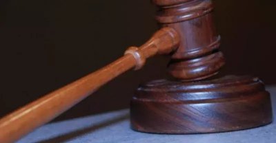 缅甸女子因伤人抢劫新加坡高龄雇主，被判入狱六年多