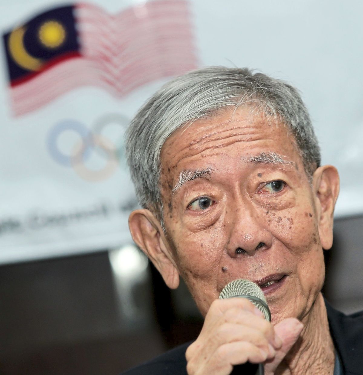 Kok Chi conferred Tokoh Sukan award