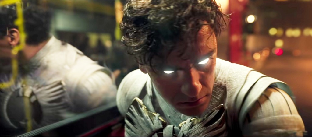 The First ‘Moon Knight’ Reviews Are Raving About Oscar Isaac Really ‘Going For It’ As The MCU’s Newest Hero