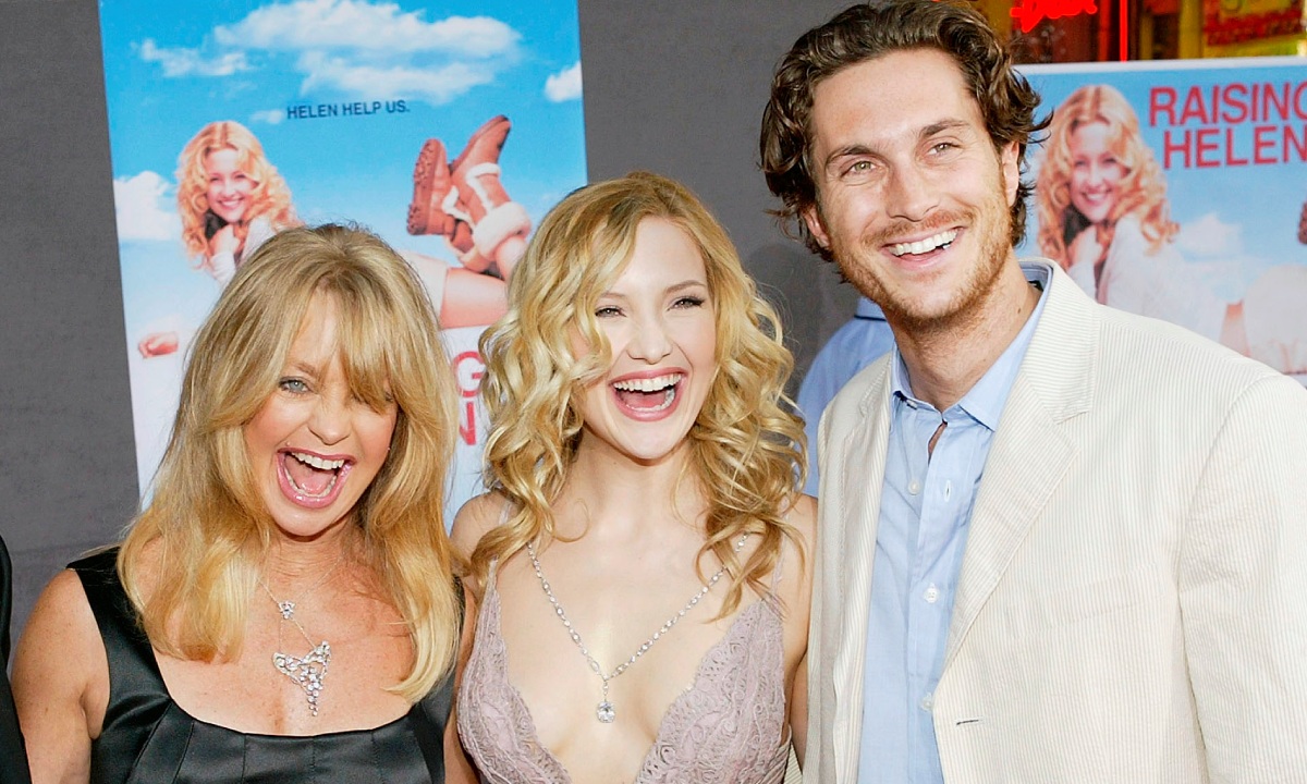 Oliver Hudson sparks debate with photo involving his three kids and home life