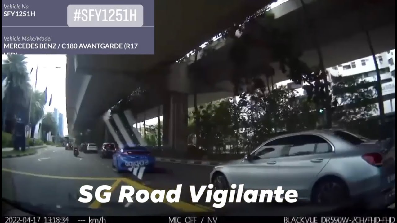Telok Blangah Road mercedes illegal uturn