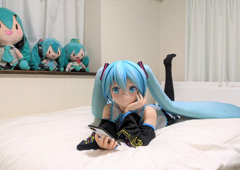 Japanese man marries virtual character Hatsune Miku and wants you to know about fictosexuals