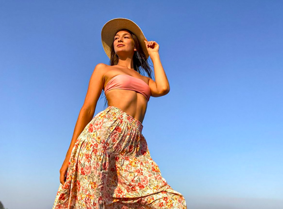 Influencer Deported Over Naked Bali Picture Next To Sacred Tree