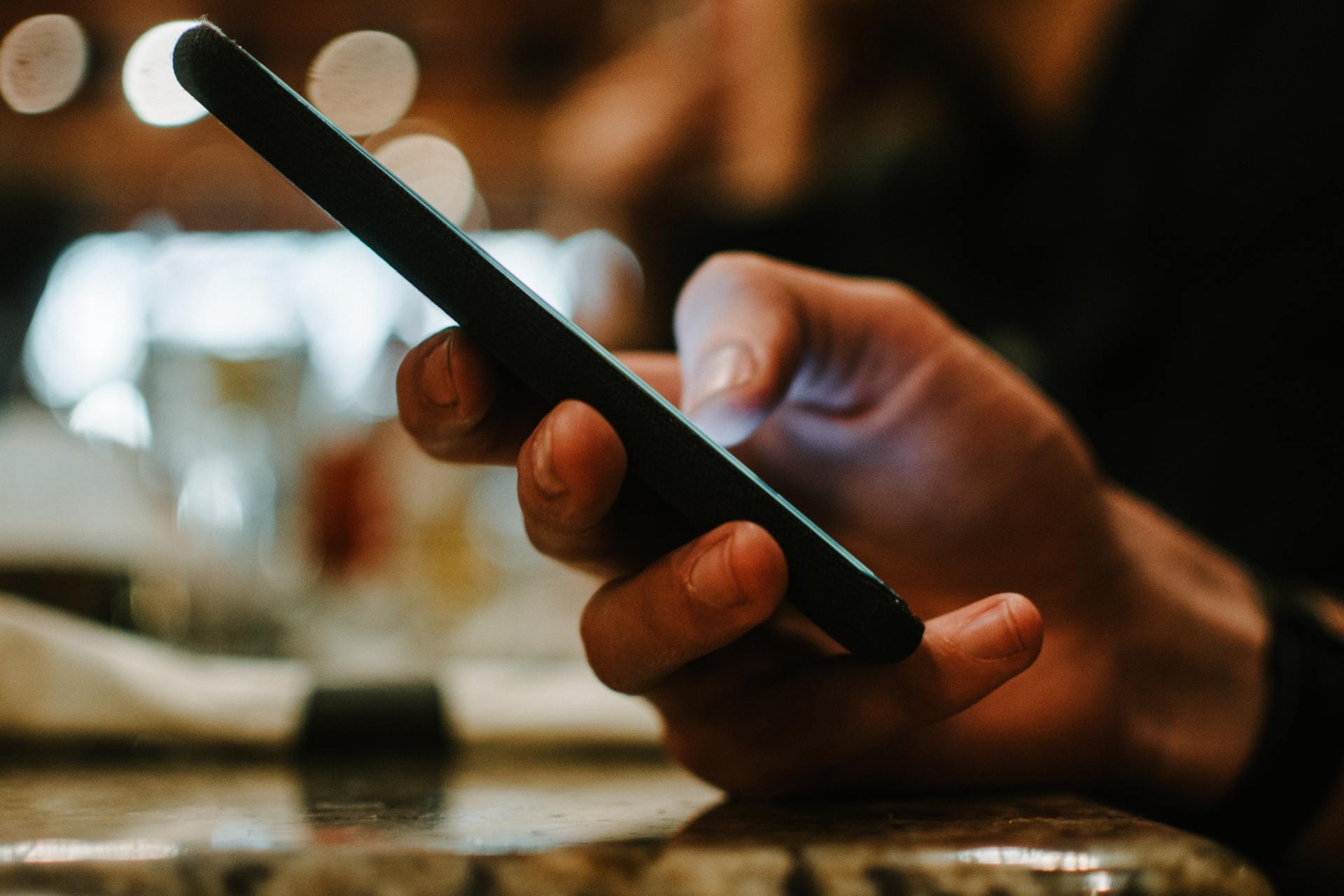 100+ Text Conversation Starters That’ll Get a Response Back [2020]