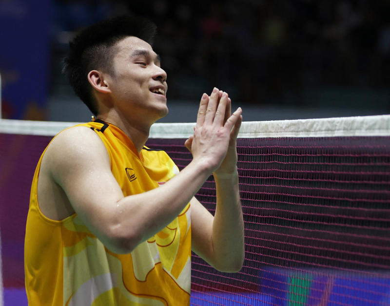 Rising Thai star Kunlavut stuns badminton world champion Loh in SEA Games final