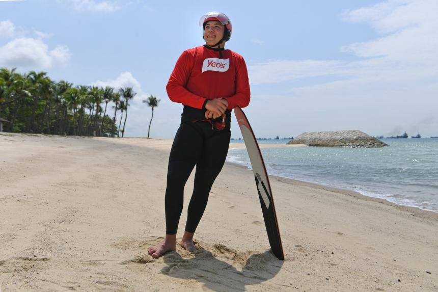 Kitefoiling: Singapore teenager Max Maeder, 15, wins another youth world title