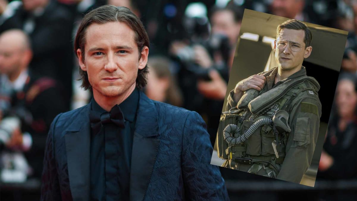 Lewis Pullman — Son Of Independence Day Star Bill Pullman— Enjoyed Playing A "Quiet Burning Ember" Character In Top Gun: Maverick