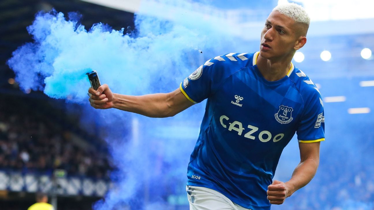 Everton's Richarlison charged by FA for throwing flare after netting winner vs. Chelsea