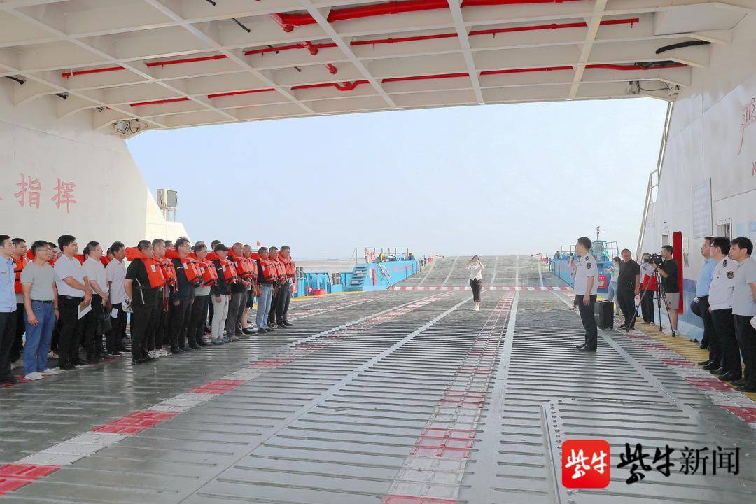 确保乘上“平安渡”，南通海事局客汽渡水上应急演习在海门举行