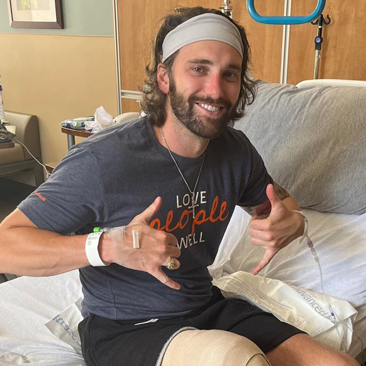 Bachelor Nation's Cam Ayala Undergoes Leg Amputation Surgery After Years-Long Struggle With Lymphedema