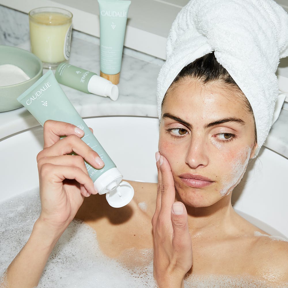 13 salicylic acid face washes your acne-prone skin will thank you for