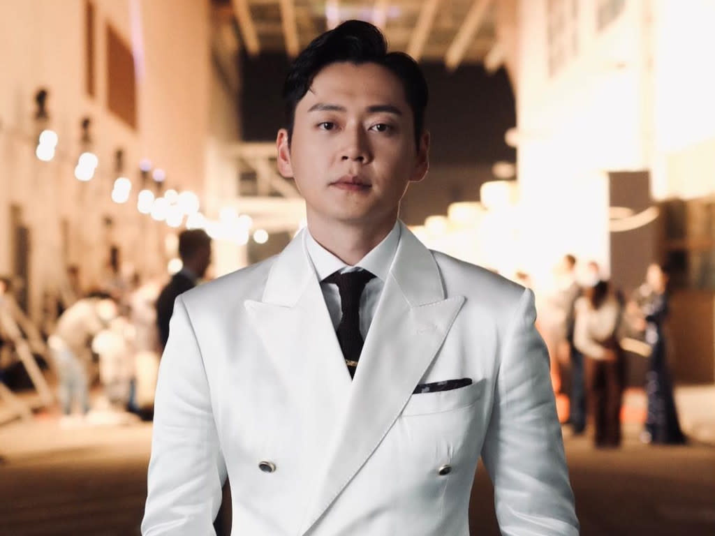 Owen Cheung denies taking career to mainland China