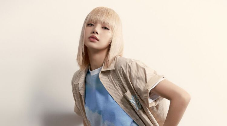 Blackpink's Lisa is a force to be reckoned with in fashion | Nestia
