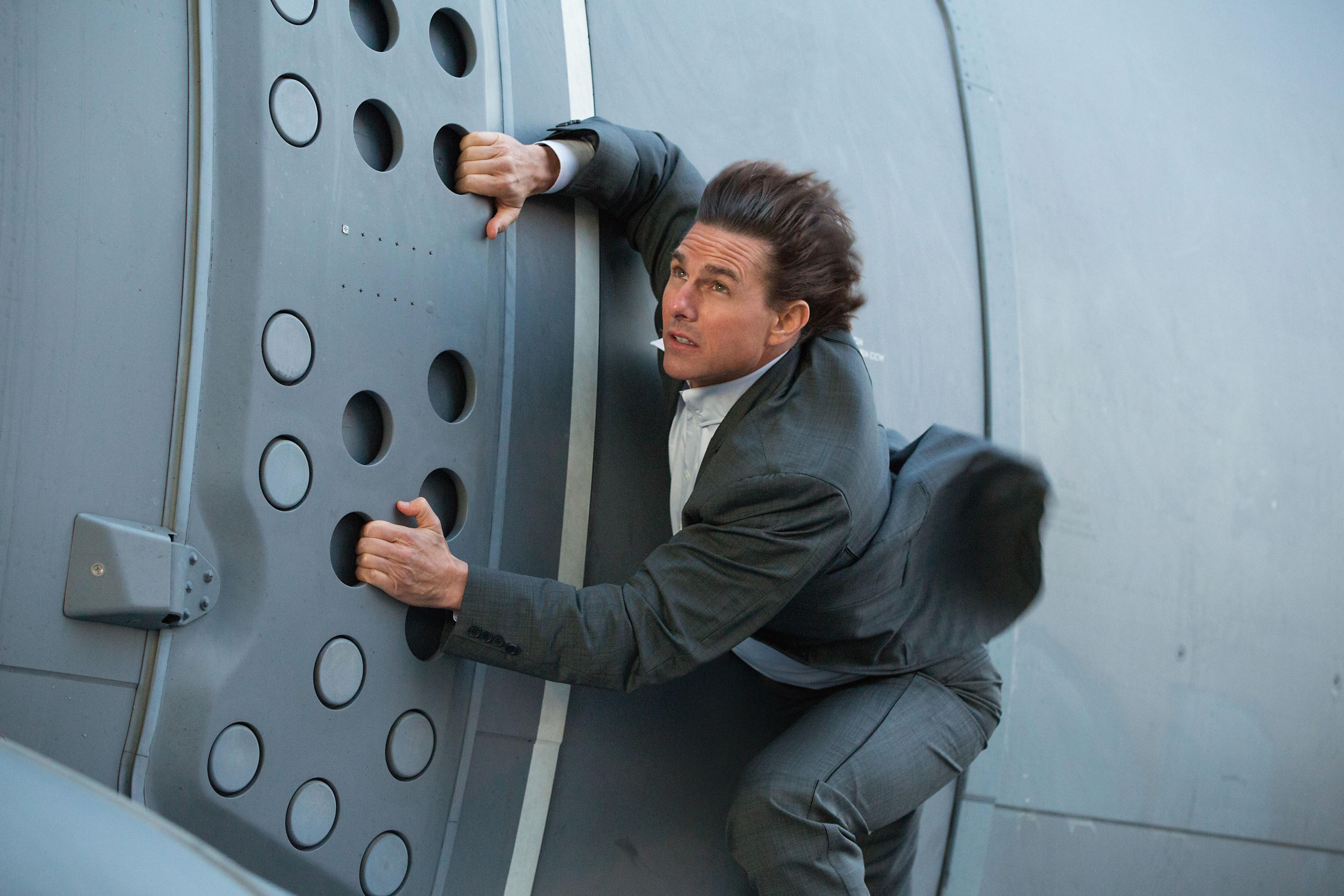 Mission: Impossible Director Hints Tom Cruise Will Be Doing Some Outrageous Stunts For New Film