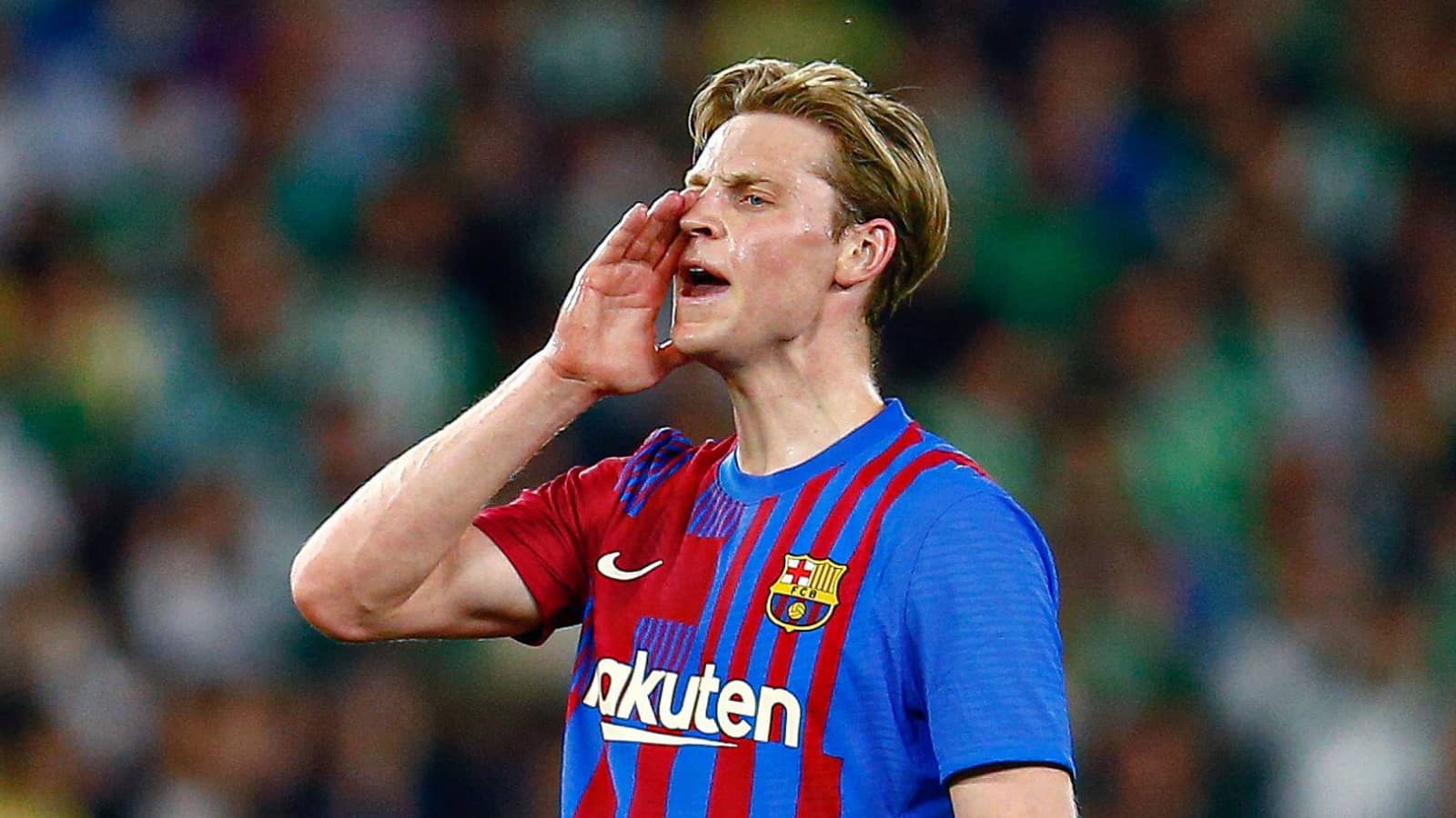 Frenkie de Jong: Man Utd hopes grow as report details Barcelona desperation to sell star in light of pending huge bonuses and payments