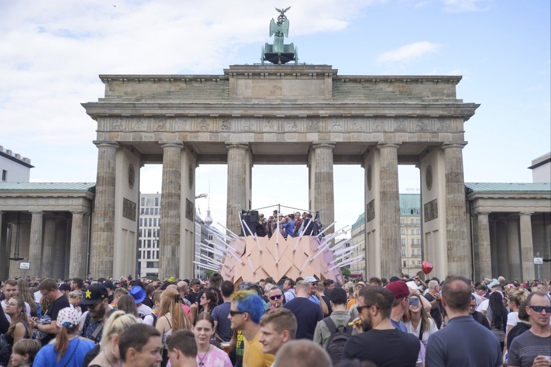 Techno party with Love Parade founder hits Berlin’s streets