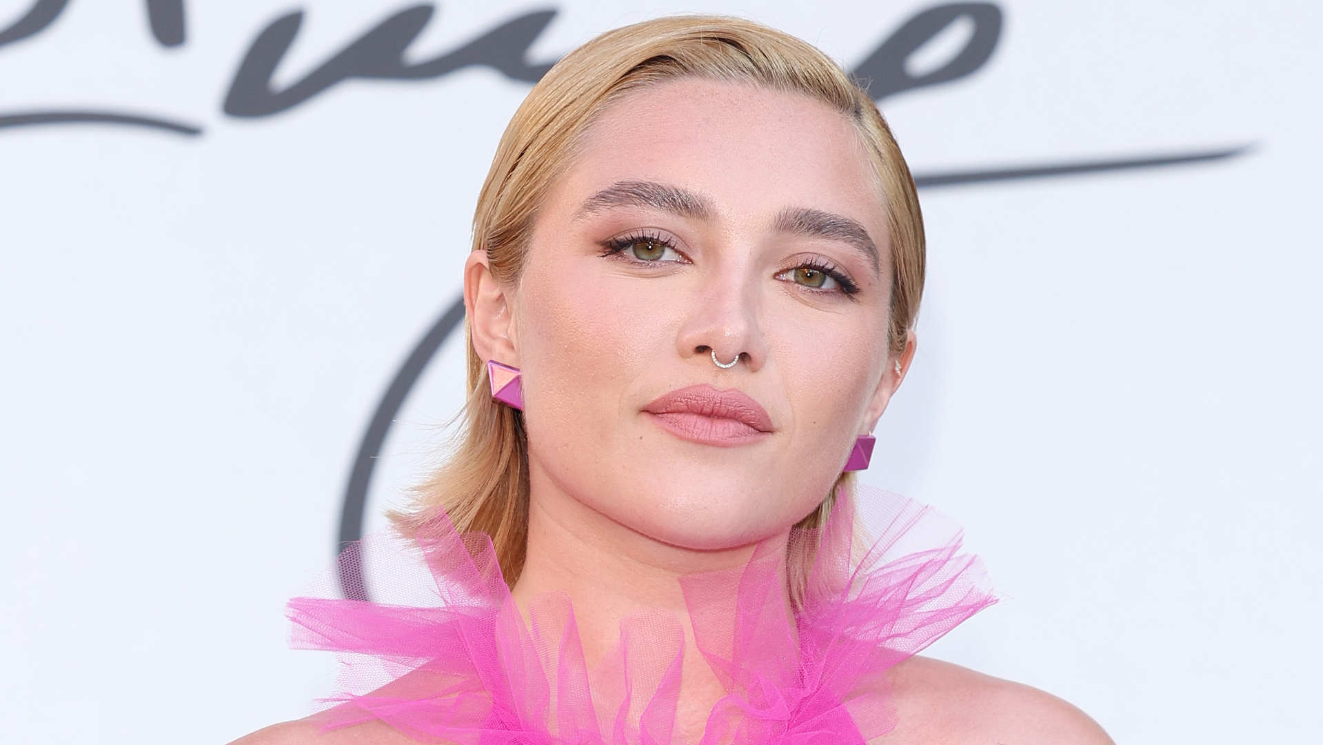 Florence Pugh Calls Out ‘Vulgar’ Men Who Body Shamed Her After Wearing ...