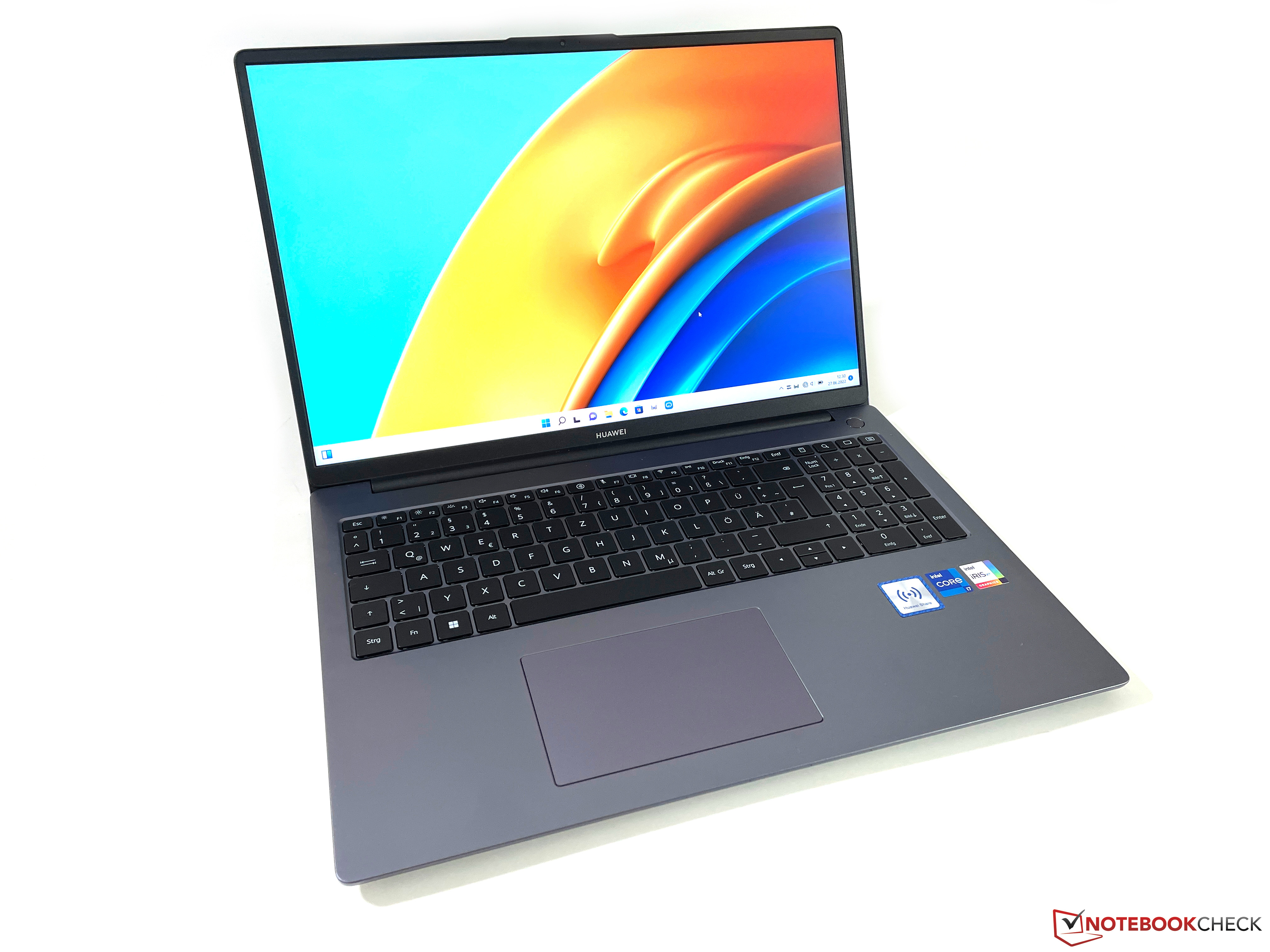 Huawei MateBook D 16 2022 review - Multimedia laptop now in 16:10 format and with number pad