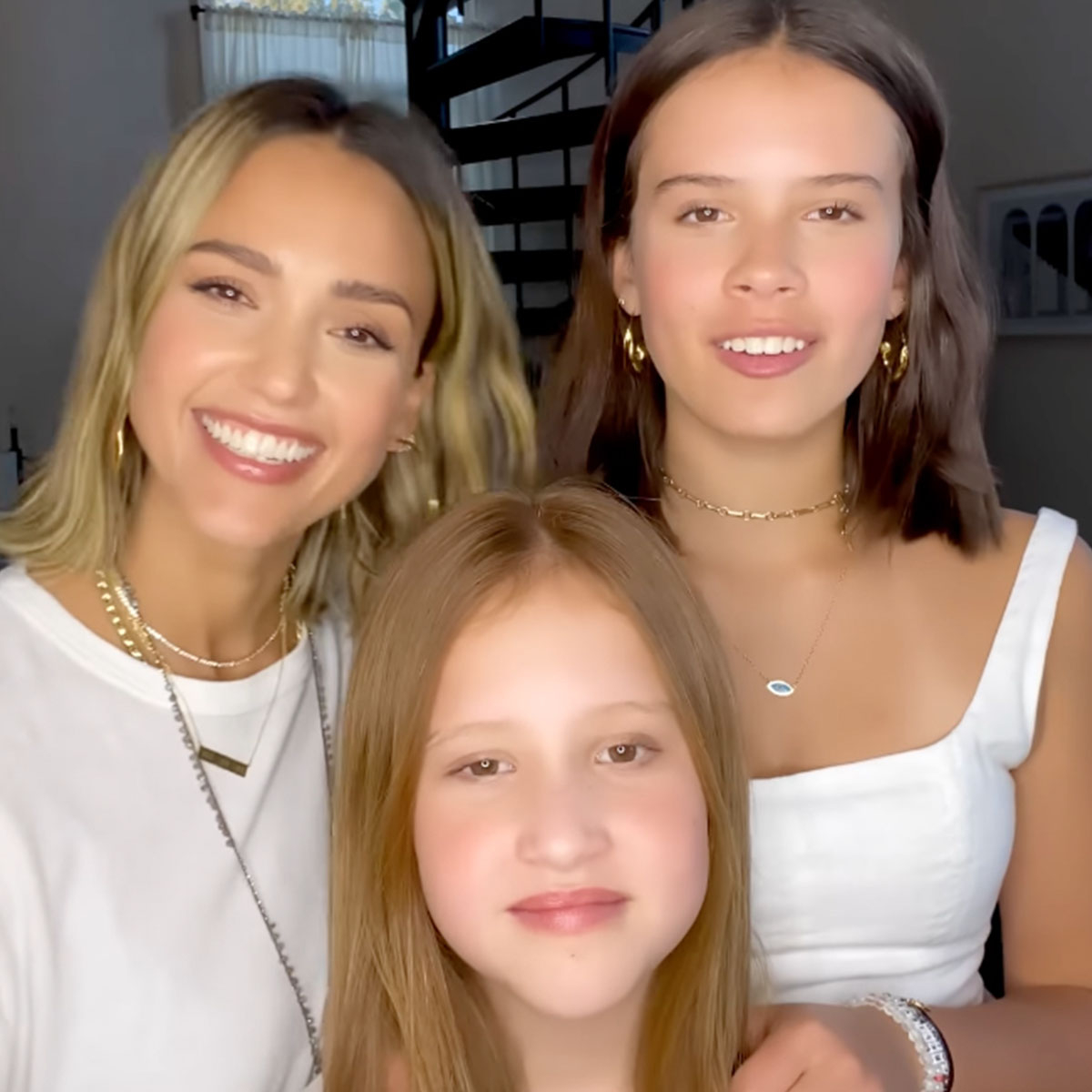 Jessica Alba Reveals Why She Now Goes to Therapy With Both of Her Daughters