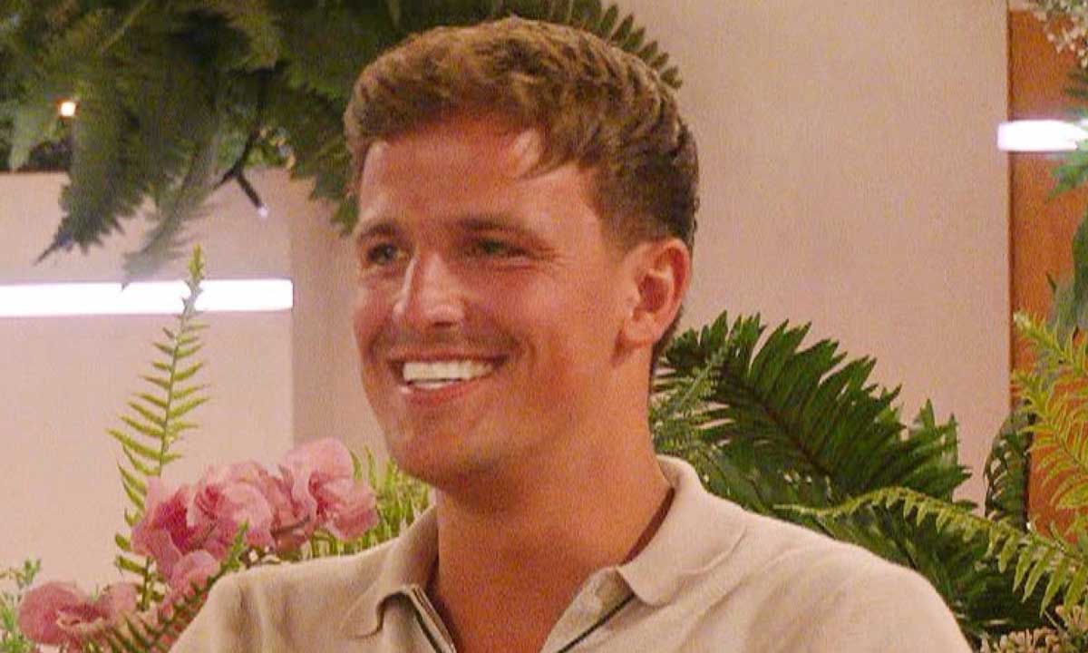 Love Island star Luca Bish's teeth: see before and after veneer transformation