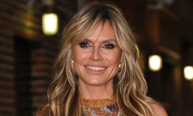 Heidi Klum highlights incredible physique in revealing silk slip | Nestia