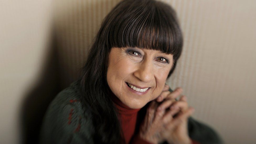 Judith Durham: Former Seekers lead singer dies aged 79