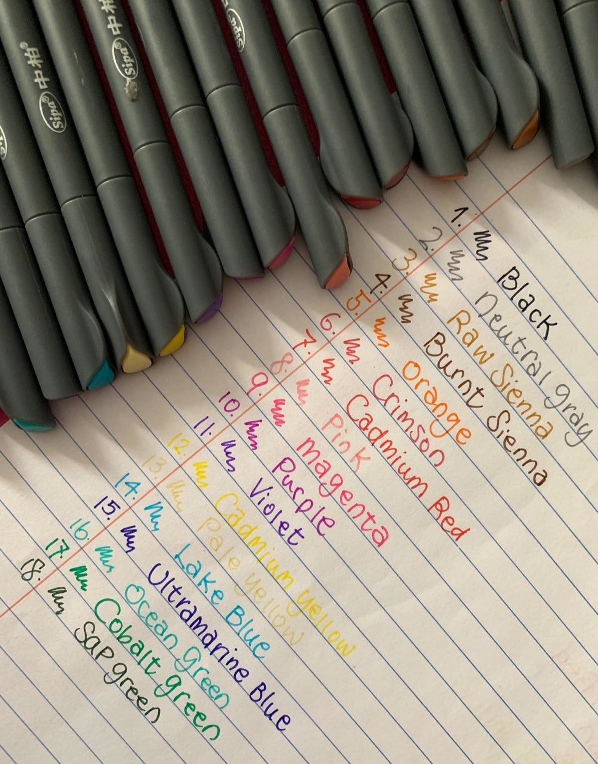 Just 31 Things That College Students Said Helped Them Stayed Organized, Neater, Or Just Plain Put Together