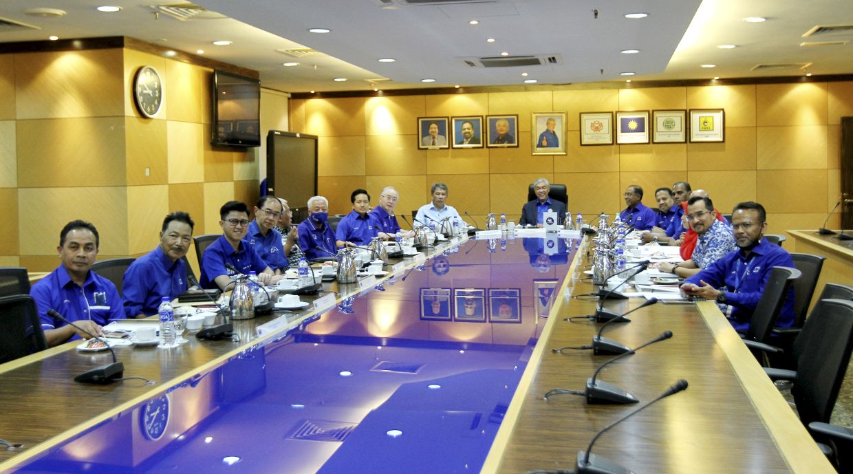 BN leaders gather for supreme council meeting, GE15 top on agenda