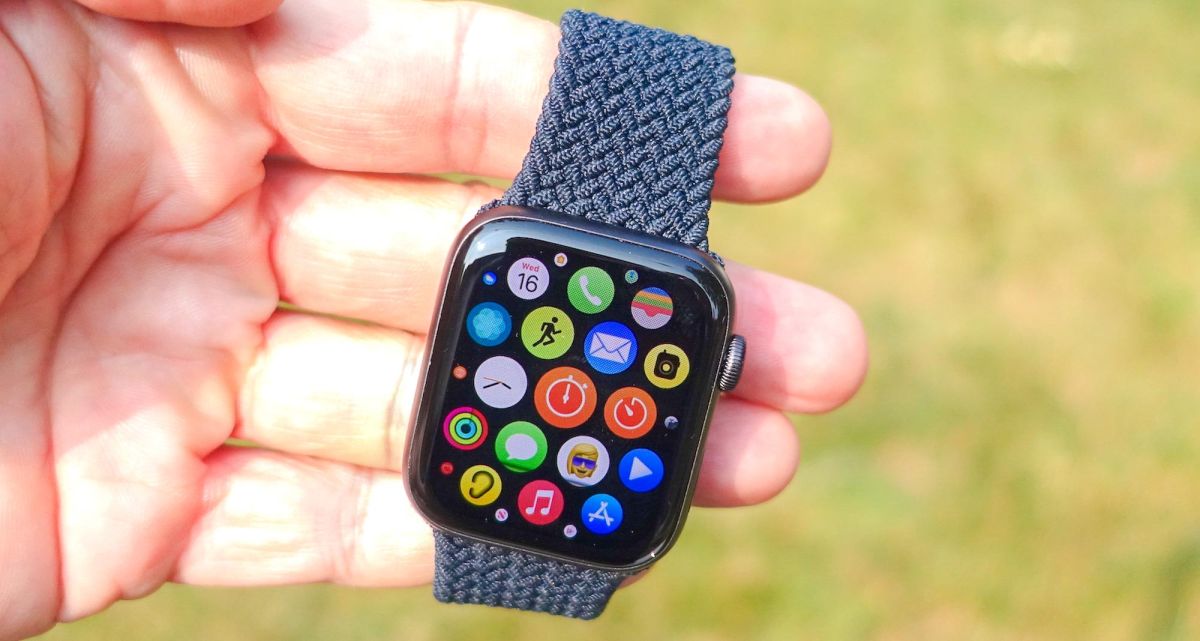 apple-watch-se-2-vs-apple-watch-se-upgrades-we-hope-to-see-nestia