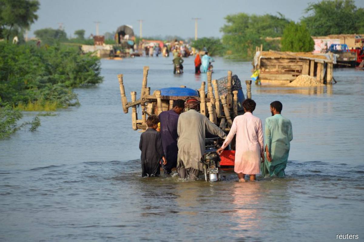 Pakistan flood death toll passes 1,000 in ‘climate catastrophe’