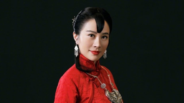 “古典美人”叶璇直播　前额位置一片秃惊呆网友