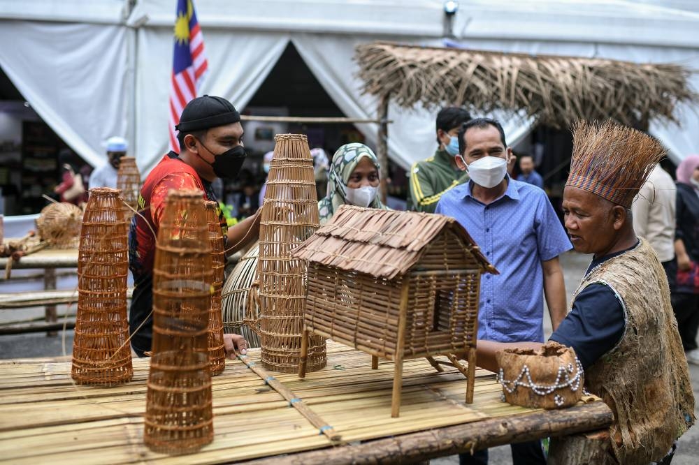 Kedah Malaysian Family Aspiration tour offers visitors a glimpse of Orang Asli culture