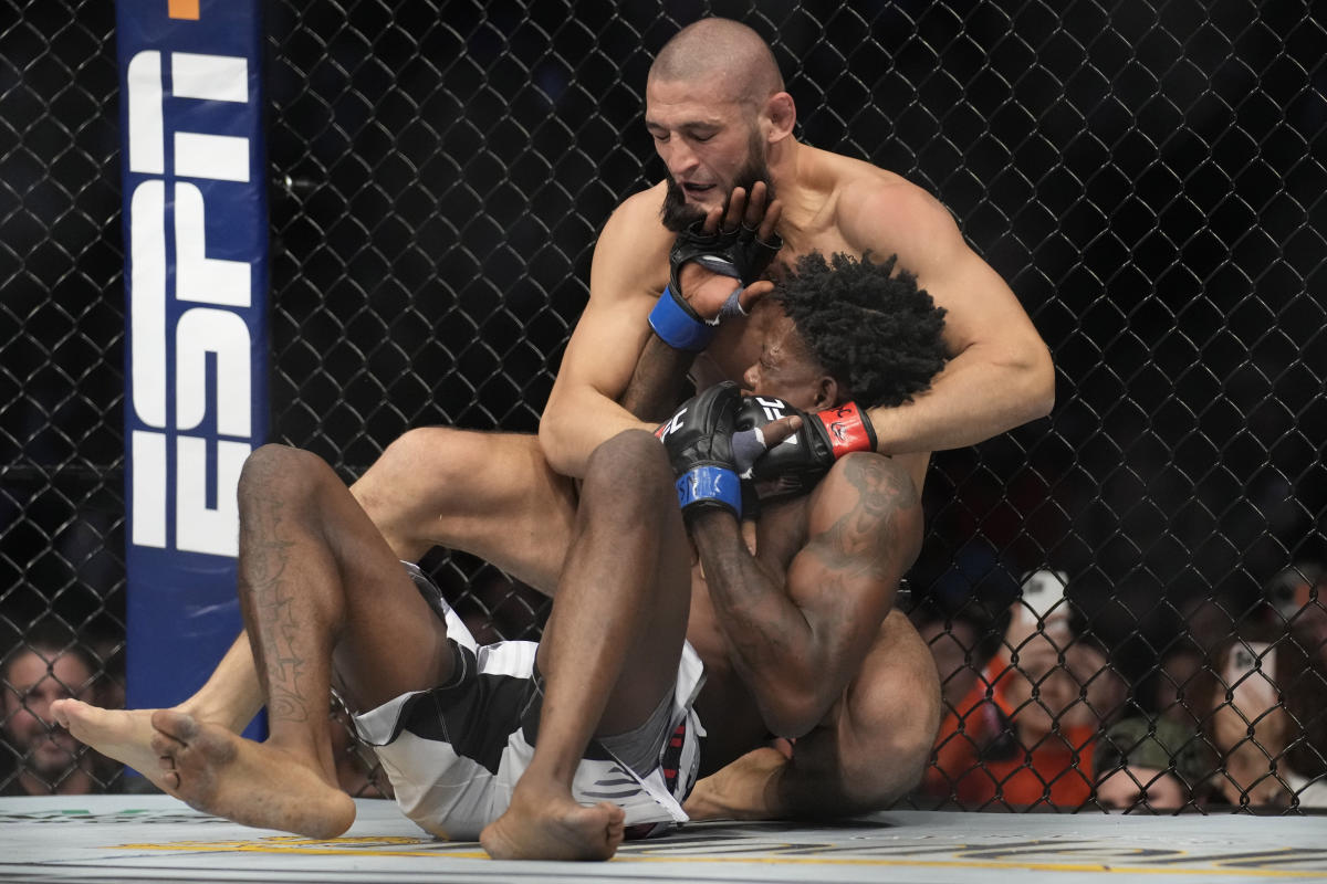 UFC 279: Khamzat Chimaev makes quick work of Kevin Holland with first-round submission