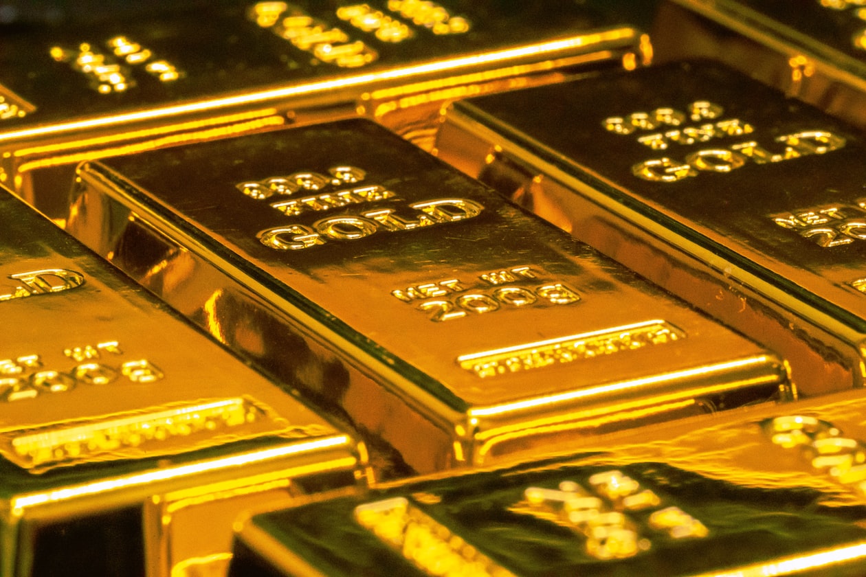 MAN ASKED THE BEST PLACE TO BUY GOLD BARS IN SINGAPORE AS INVESTMENT