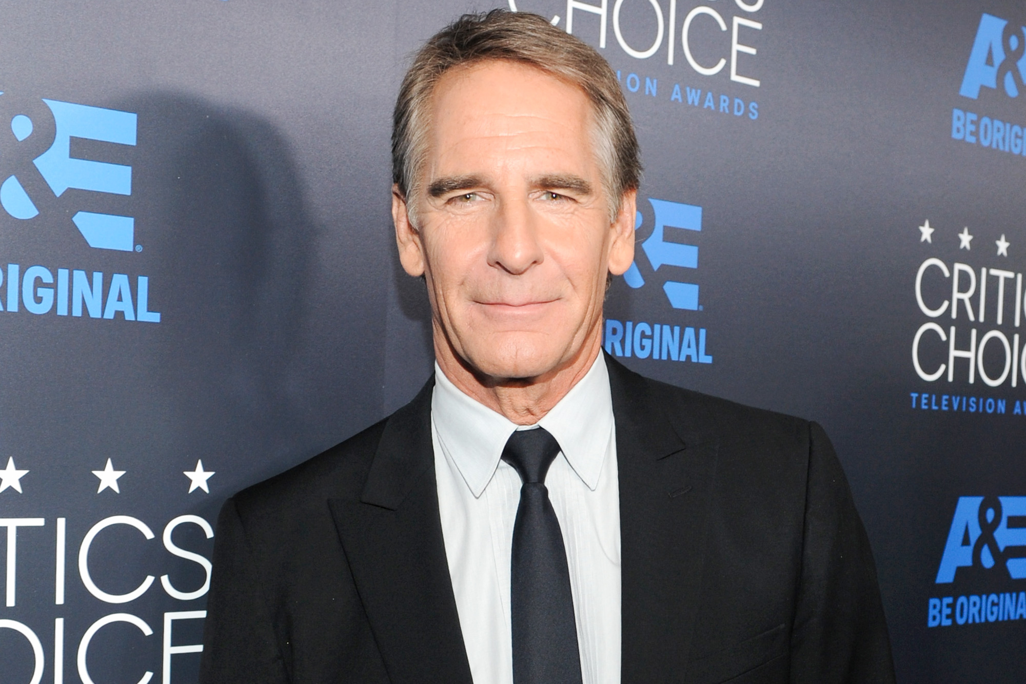Scott Bakula weighs in on Quantum Leap reboot: 'I wish them good luck'