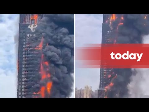Major fire breaks out in skyscraper in China's Changsha city