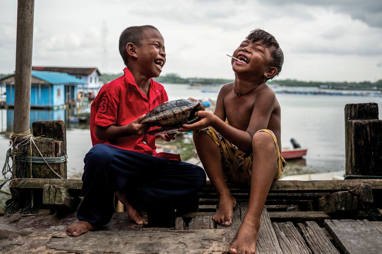 Orang Asli photographer Jefree Salim welcomes you into the Seletar world