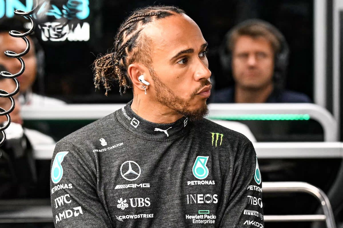 F1 qualifying LIVE: Lewis Hamilton eyes first pole of 2022 in heavy rain at Singapore GP