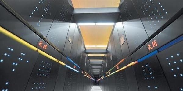 数据存储能力不低于20PB “天河”新超级计算机系统湖大启动