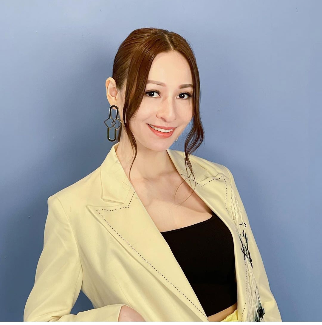 Miss Hong Kong Denice Lam Denies Racking Up S$90K In Credit Card Debt, Says She Prefers To Use Cash