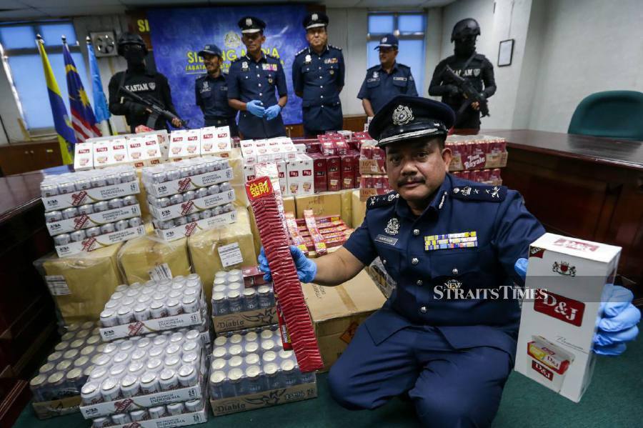 Free Camping Near Penong SA At Cohens Old School Site Australia