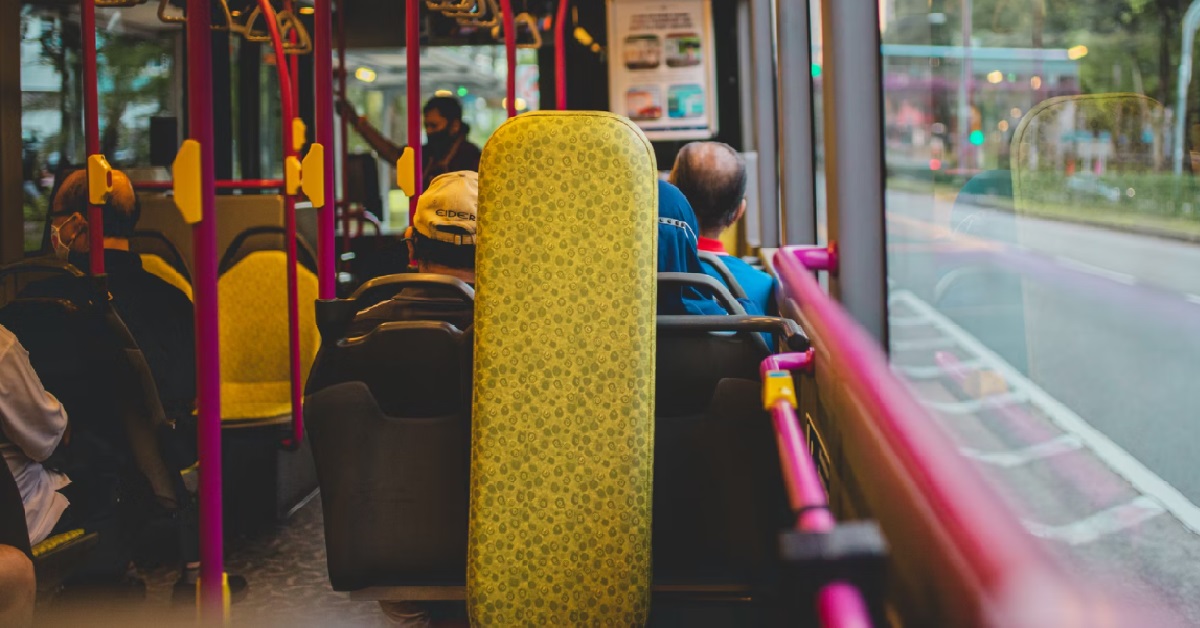 SIAO ZHABOR AUNTIE SUDDENLY SCOLD XMM FOR NOT GIVING UP SEAT INSIDE EMPTY BUS