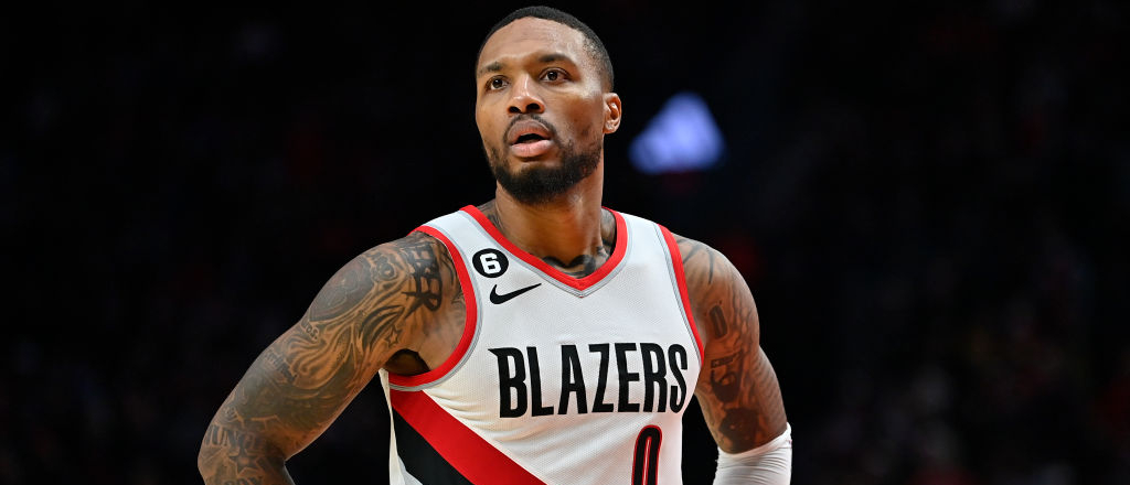 Damian Lillard Tweets A Message For Any Blazers Fan Who May Want To Trade Him