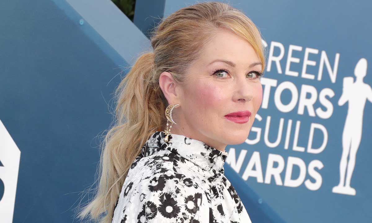 Christina Applegate reveals 40lbs weight gain after MS diagnosis