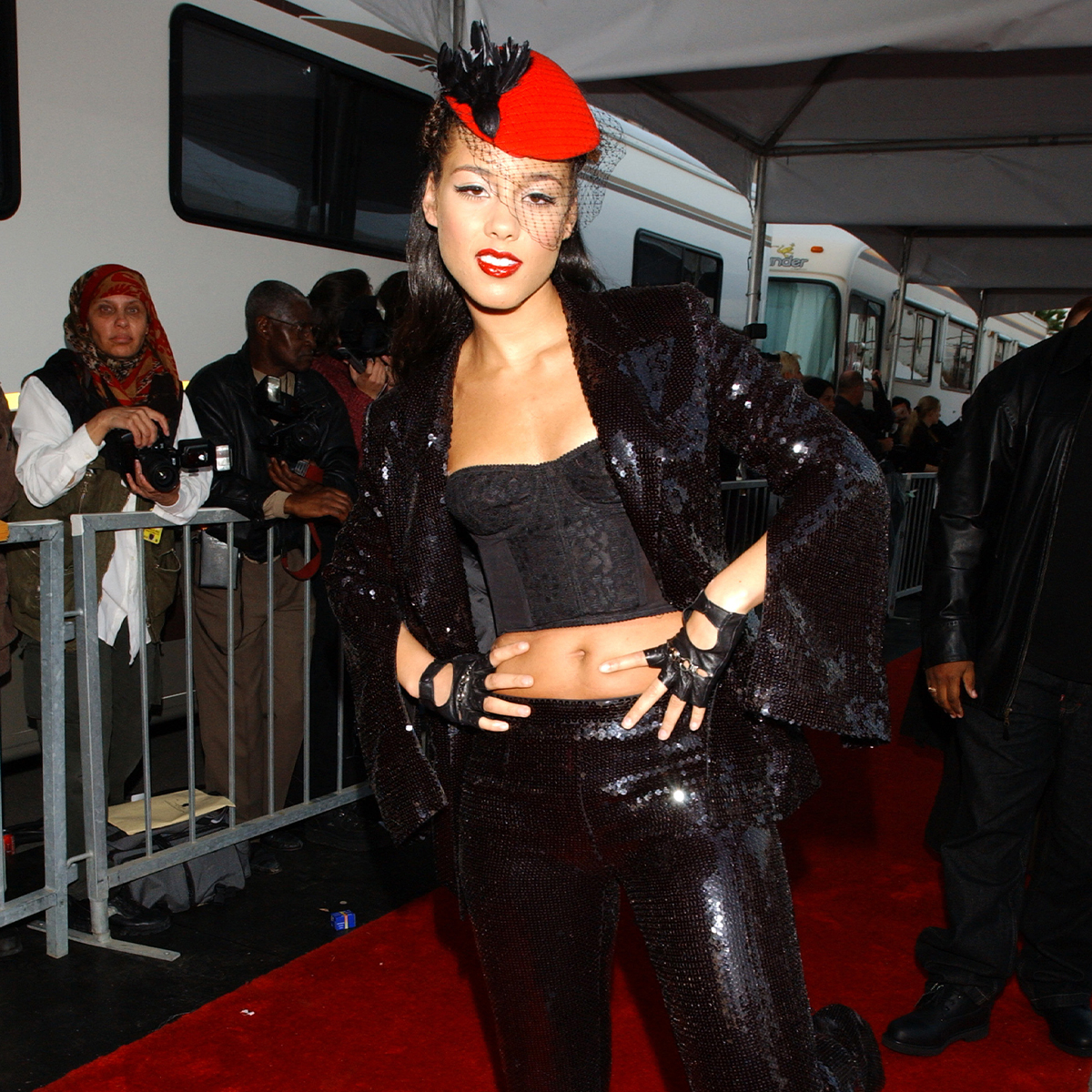 Let These Photos From the 2002 American Music Awards Serve as the Ultimate Throwback