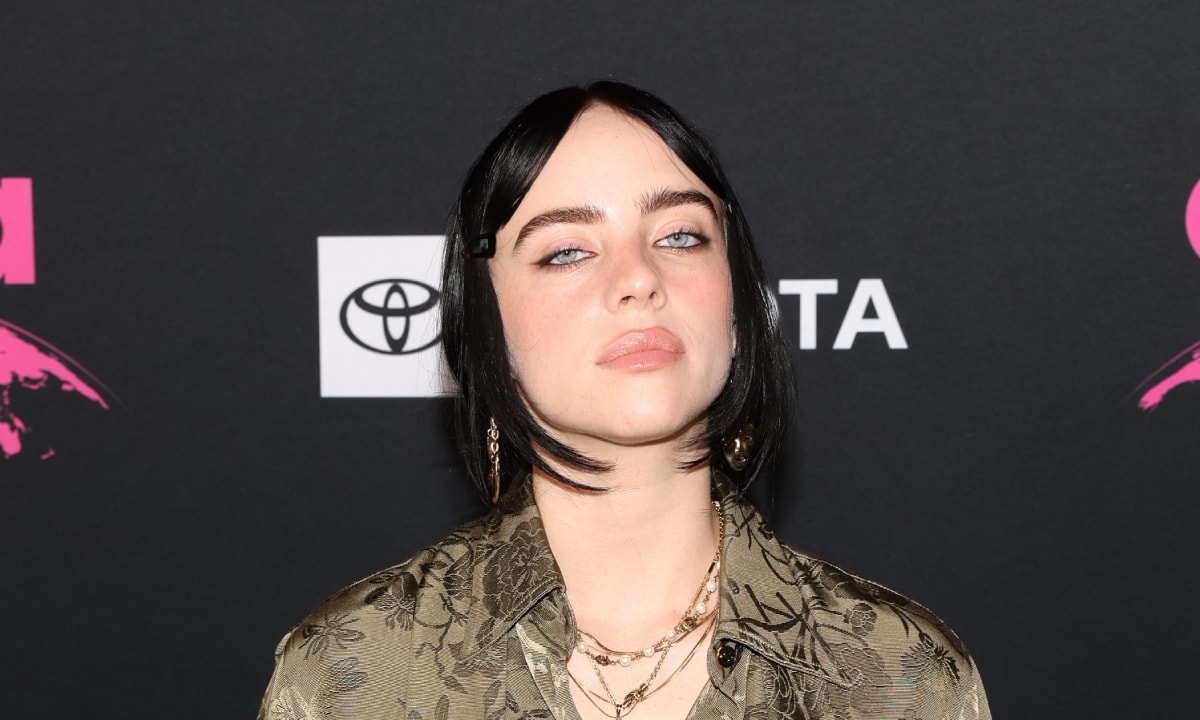 Billie Eilish suffers mishap in dripping wet see-through robe