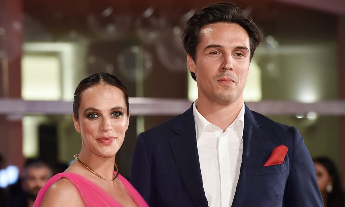 Downton Abbey and The Flatshare's Jessica Brown Findlay welcomes twin babies - see first photo