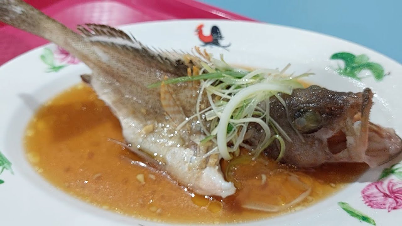 Amoy Street Food Centre. Ah Hai Fish Porridge & Seafood Soup. They Sell Hong Kong Style Steamed Fish