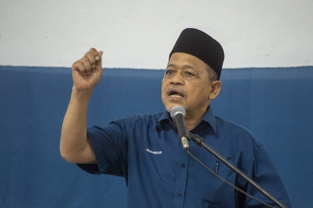 Umno confirms sacking of Annuar Musa, Shahidan Kassim and wife